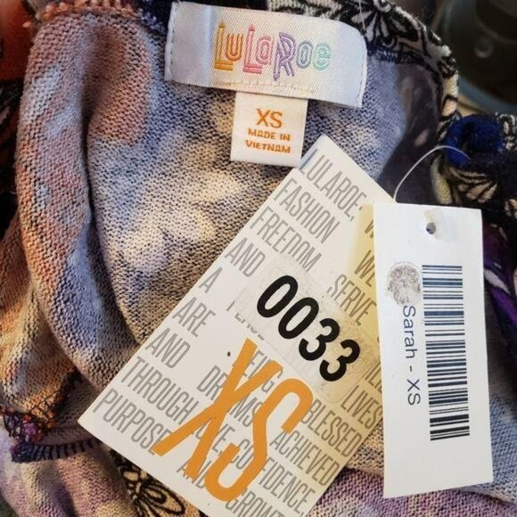 LuLaRoe NWT Sarah XS Long Sleeve Patchwork floral Duster Cardigan sweater - Picture 6 of 7